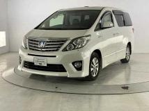 2013 Toyota Alphard Hybrid