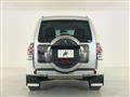 2016 Mitsubishi Pajero