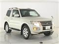 2016 Mitsubishi Pajero
