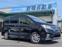 2013 Nissan Serena