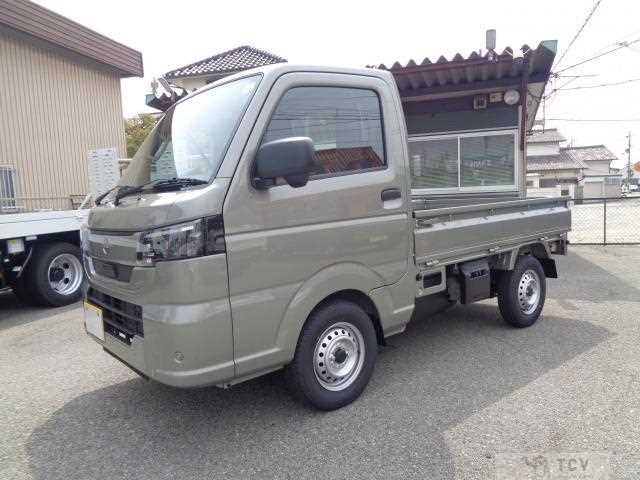 2026 Nissan Clipper Truck