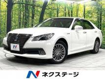 2014 Toyota Crown Hybrid