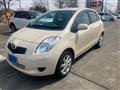 2005 Toyota Vitz