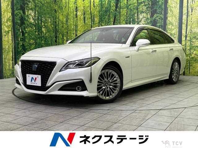 2020 Toyota Crown Hybrid