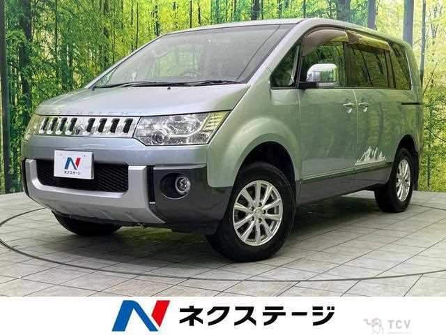 2012 Mitsubishi Delica D5