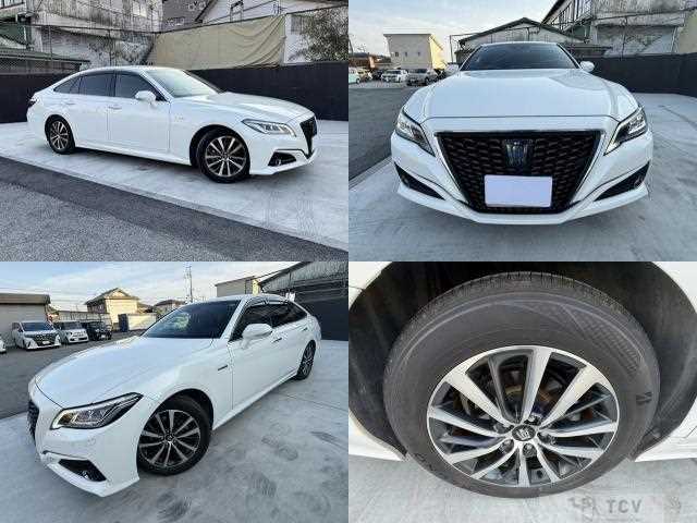 2019 Toyota Crown Hybrid