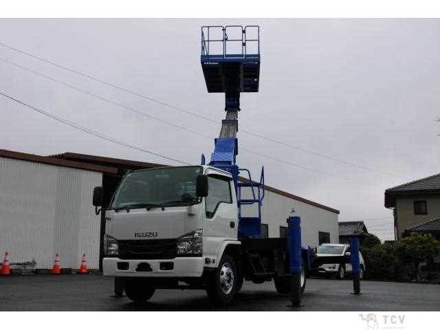 2016 Isuzu Elf Truck