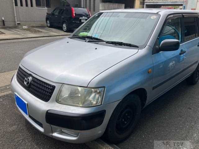 2004 Toyota Succeed Van