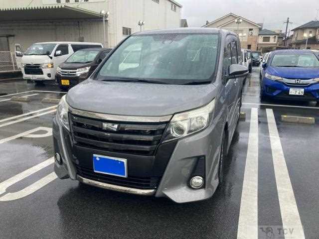 2016 Toyota Noah