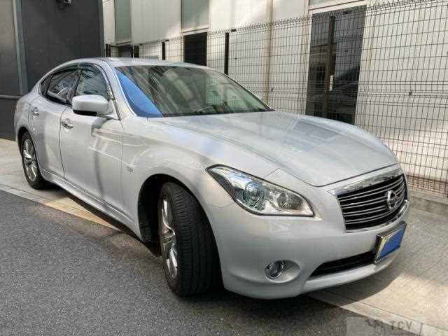 2012 Nissan Fuga