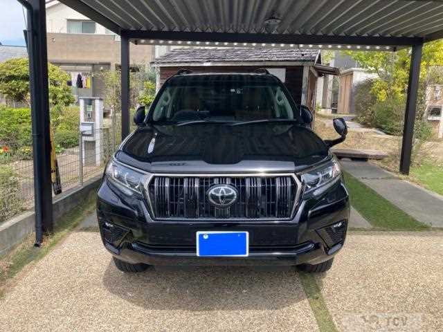 2021 Toyota Land Cruiser Prado