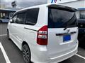 2010 Toyota Noah