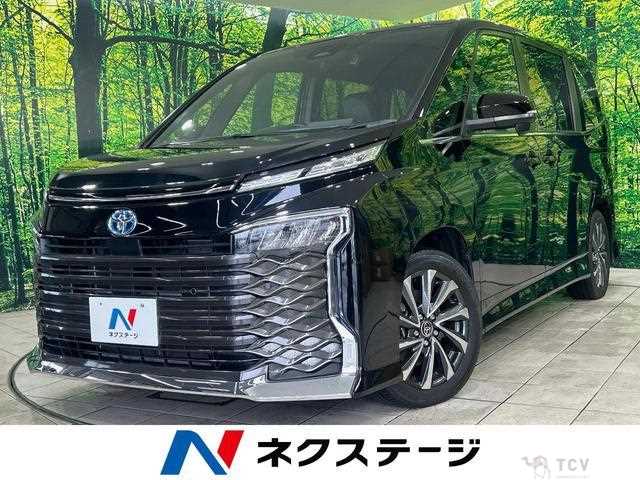 2022 Toyota Voxy