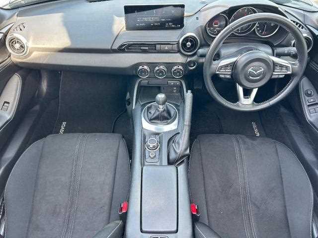 Mazda Roadster 2024 — миниатюра 3