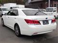 2013 Toyota Crown Hybrid