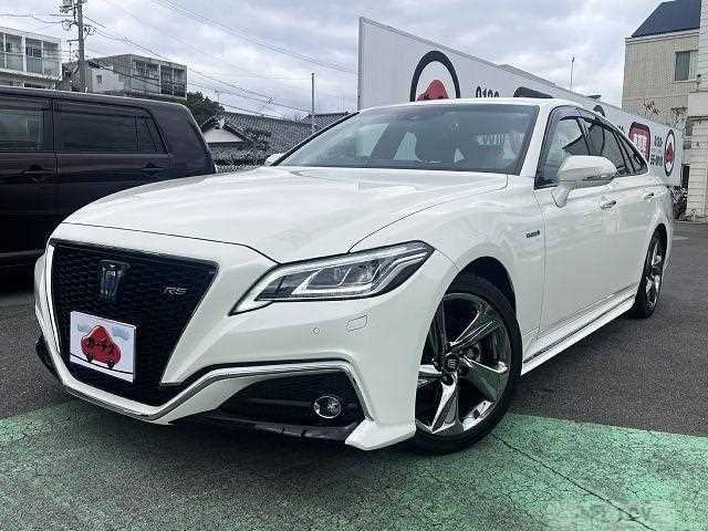 2019 Toyota Crown Hybrid