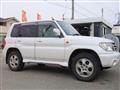 2001 Mitsubishi Pajero iO