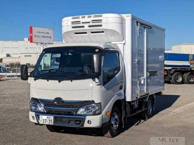 2024 Hino Dutro