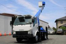 2013 Isuzu Elf Truck