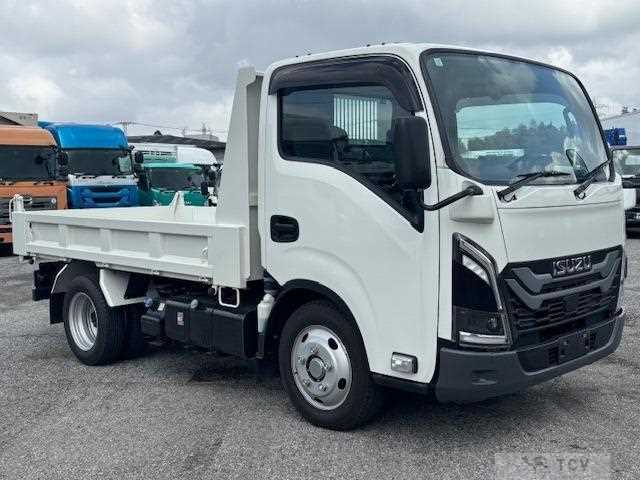 2024 Isuzu Elf Truck