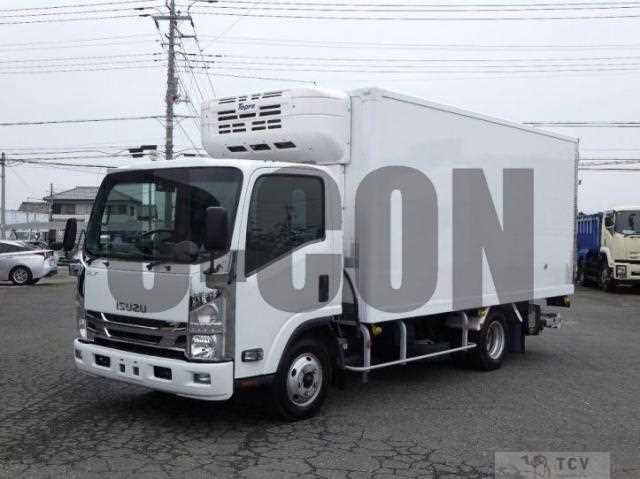 2020 Isuzu Elf Truck
