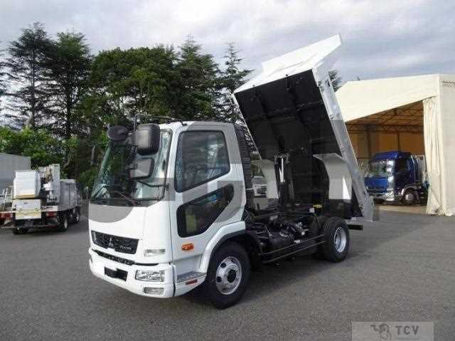 2025 Mitsubishi Fuso Fighter