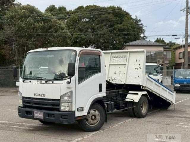 2012 Isuzu Elf Truck