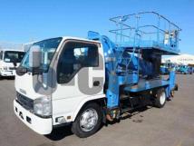 2015 Isuzu Elf Truck