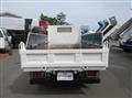 2013 Isuzu Elf Truck