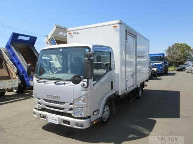 2015 Isuzu Elf Truck