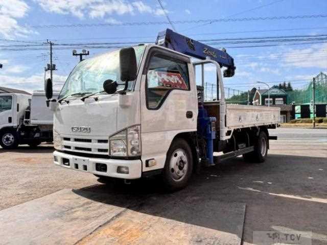 2013 Isuzu Elf Truck