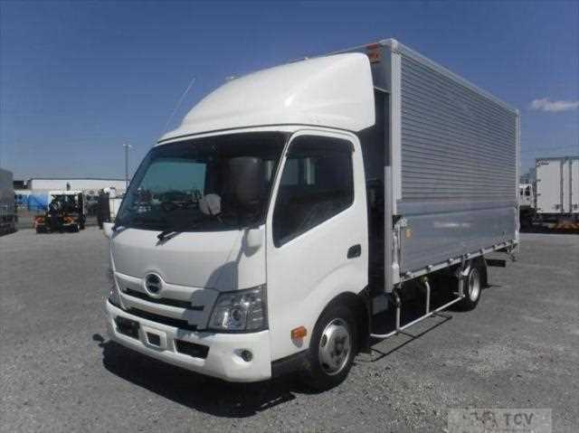 2021 Hino Dutro