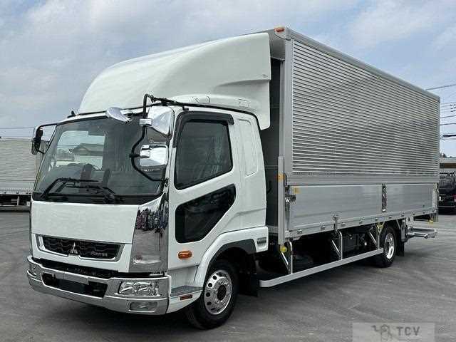 2025 Mitsubishi Fuso Fighter