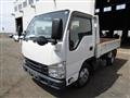 2017 Isuzu Elf Truck