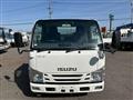 2020 Isuzu Elf Truck