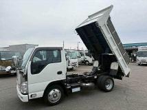 2021 Isuzu Elf Truck