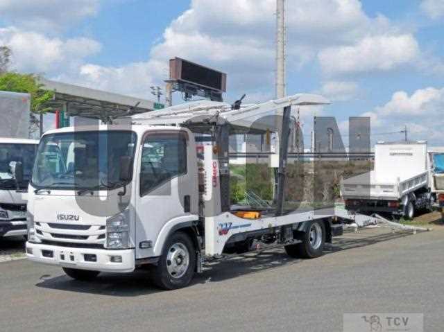 2017 Isuzu Elf Truck