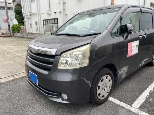 2009 Toyota Noah