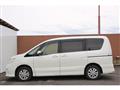 2013 Nissan Serena