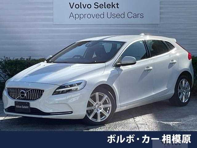2017 Volvo V40