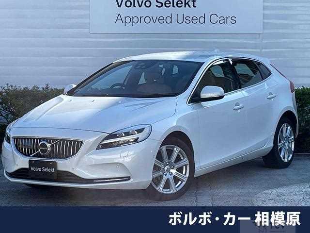 2017 Volvo V40