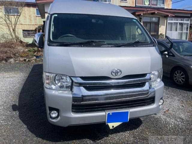 2017 Toyota Regius Wagon