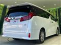 2019 Toyota Alphard Hybrid