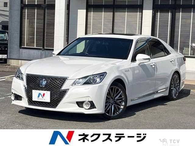 2014 Toyota Crown Hybrid