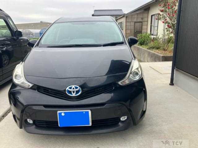 2015 Toyota PRIUS α