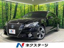 2014 Toyota Crown Hybrid