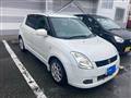 2004 Suzuki Swift