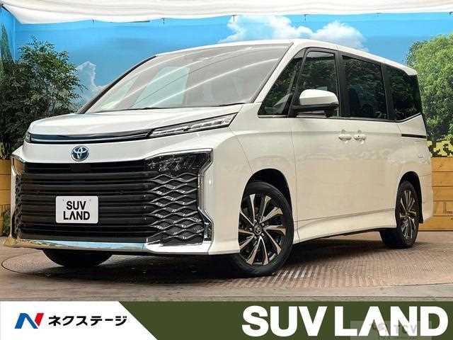 2023 Toyota Voxy