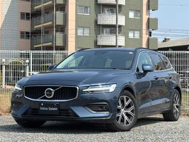 Volvo V60 2023 — миниатюра 2