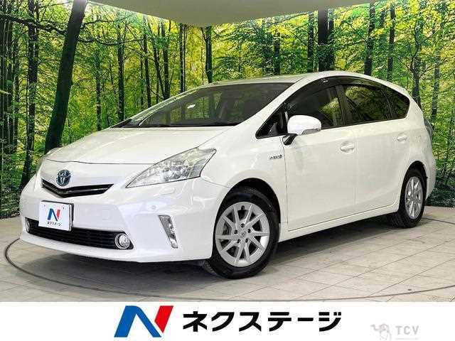2013 Toyota PRIUS α